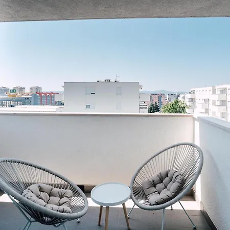 Tesla's Energy Haven Apartment Zadar