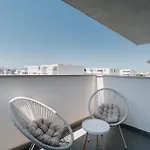 Tesla's Energy Haven アパート ザダル