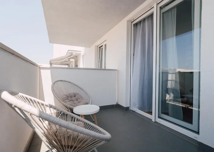 公寓 Tesla's Energy Haven 扎达尔