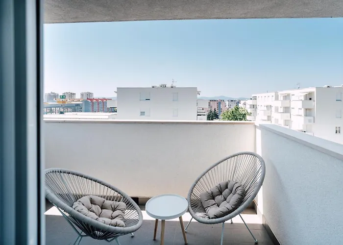 Tesla's Energy Haven 公寓 扎达尔